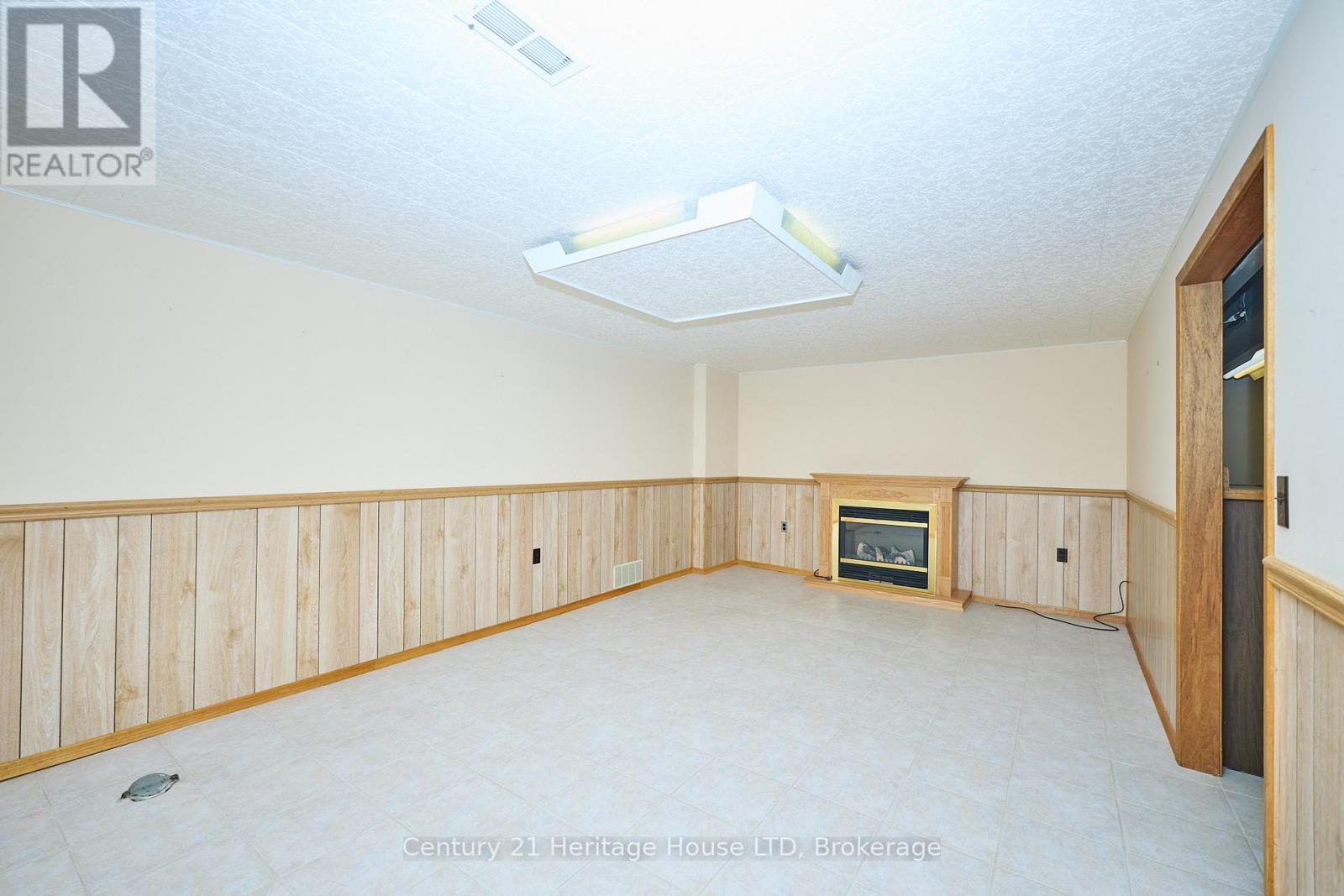 82 Wakelin Terrace, St. Catharines, Ontario  L2M 4K9 - Photo 26 - X12491454