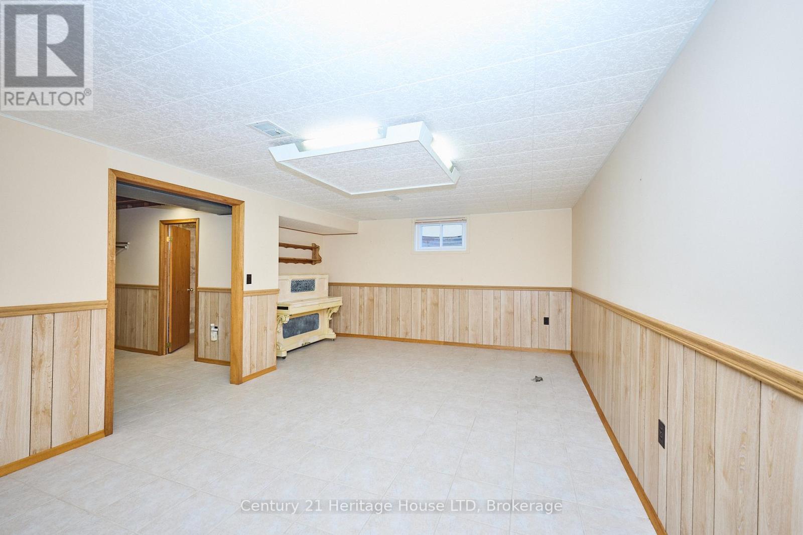 82 Wakelin Terrace, St. Catharines, Ontario  L2M 4K9 - Photo 27 - X12491454