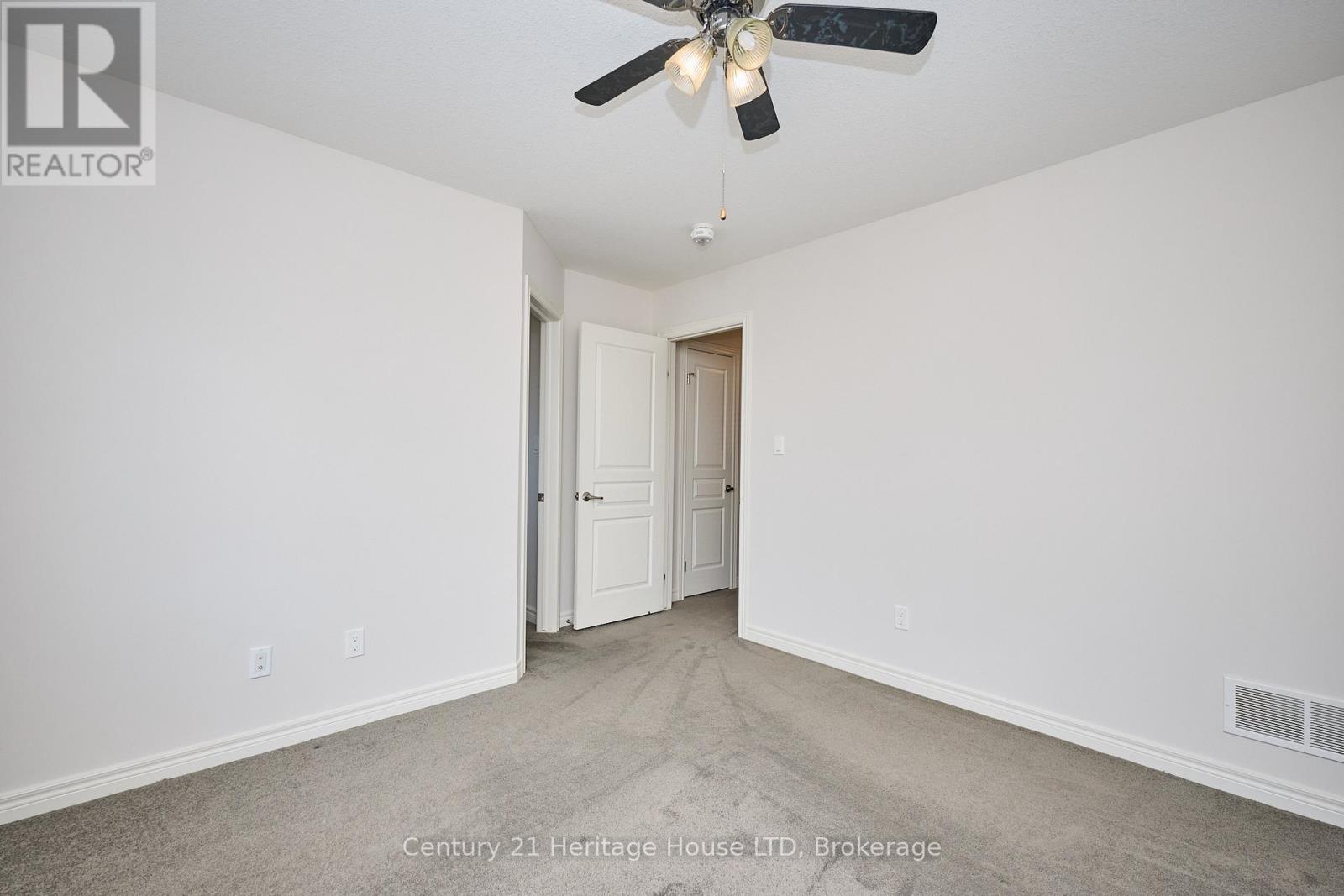 289 Silverwood Avenue, Welland (Coyle Creek), Ontario  L3C 0B7 - Photo 21 - X12491494