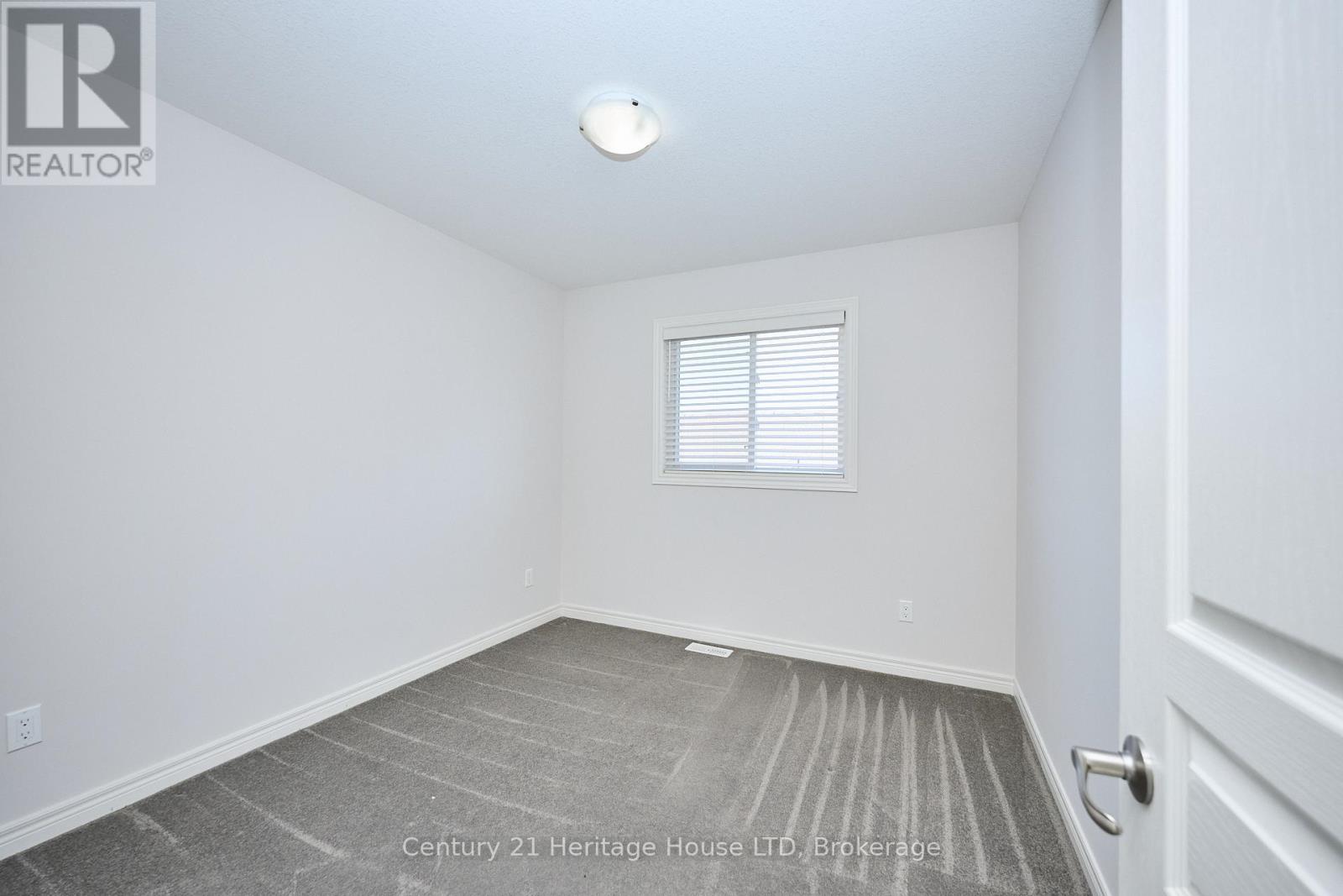 289 Silverwood Avenue, Welland (Coyle Creek), Ontario  L3C 0B7 - Photo 28 - X12491494