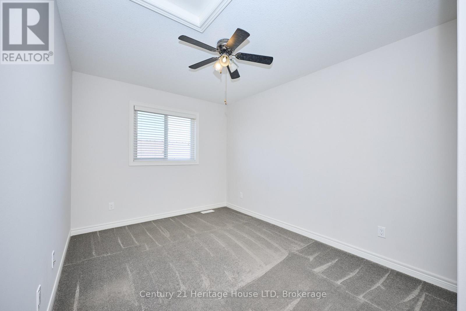 289 Silverwood Avenue, Welland (Coyle Creek), Ontario  L3C 0B7 - Photo 30 - X12491494