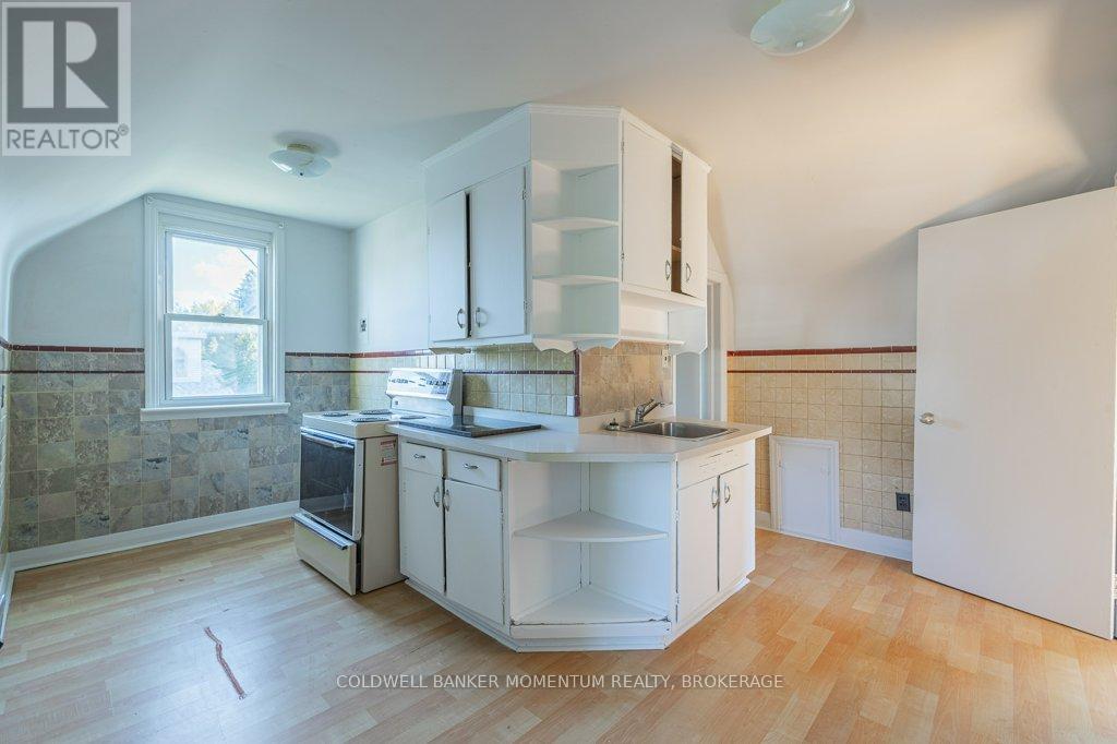 6532 Murray Street, Niagara Falls, Ontario  L2G 2K7 - Photo 19 - X12491550