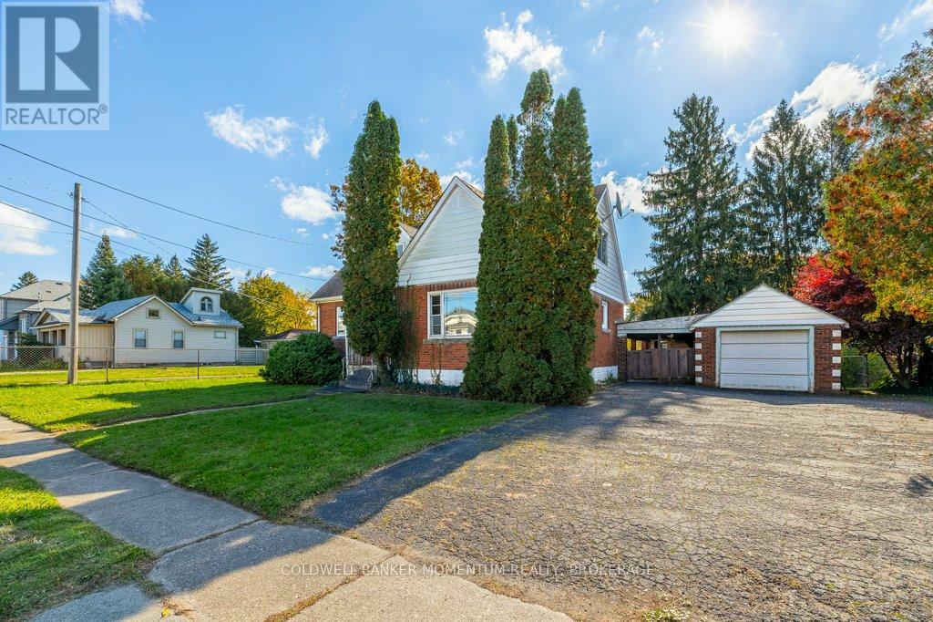 6532 Murray Street, Niagara Falls, Ontario  L2G 2K7 - Photo 3 - X12491550