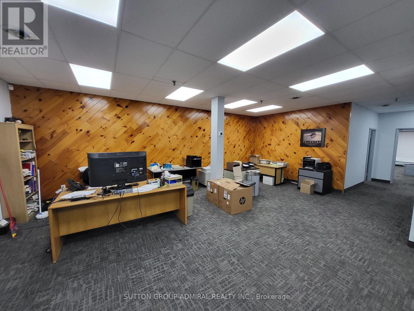 215 Dolomite Drive, Toronto (York University Heights), Ontario  M3J 2N1 - Photo 4 - W12488496