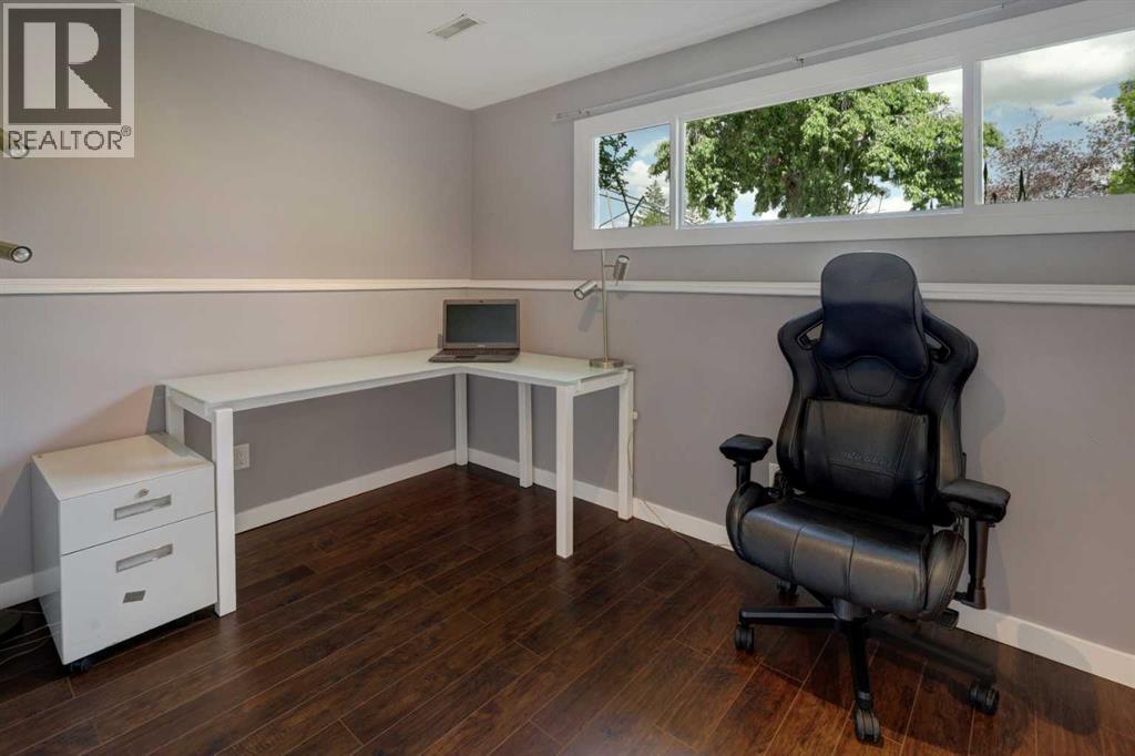 252 Rundleview Drive Ne, Calgary, Alberta  T1Y 1H8 - Photo 30 - A2233161