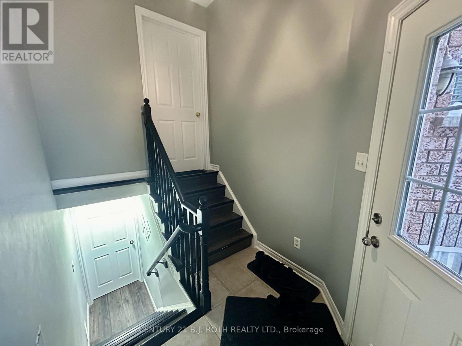 Lower - 140 Monique Crescent, Barrie, Ontario  L4M 6Y8 - Photo 14 - S12491258