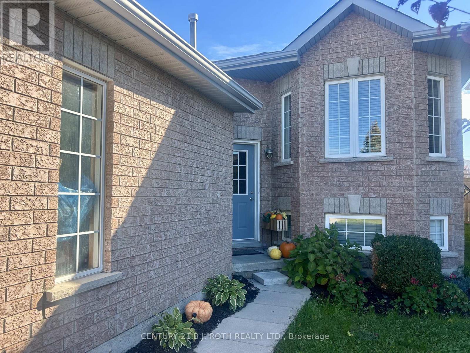 Lower - 140 Monique Crescent, Barrie, Ontario  L4M 6Y8 - Photo 2 - S12491258