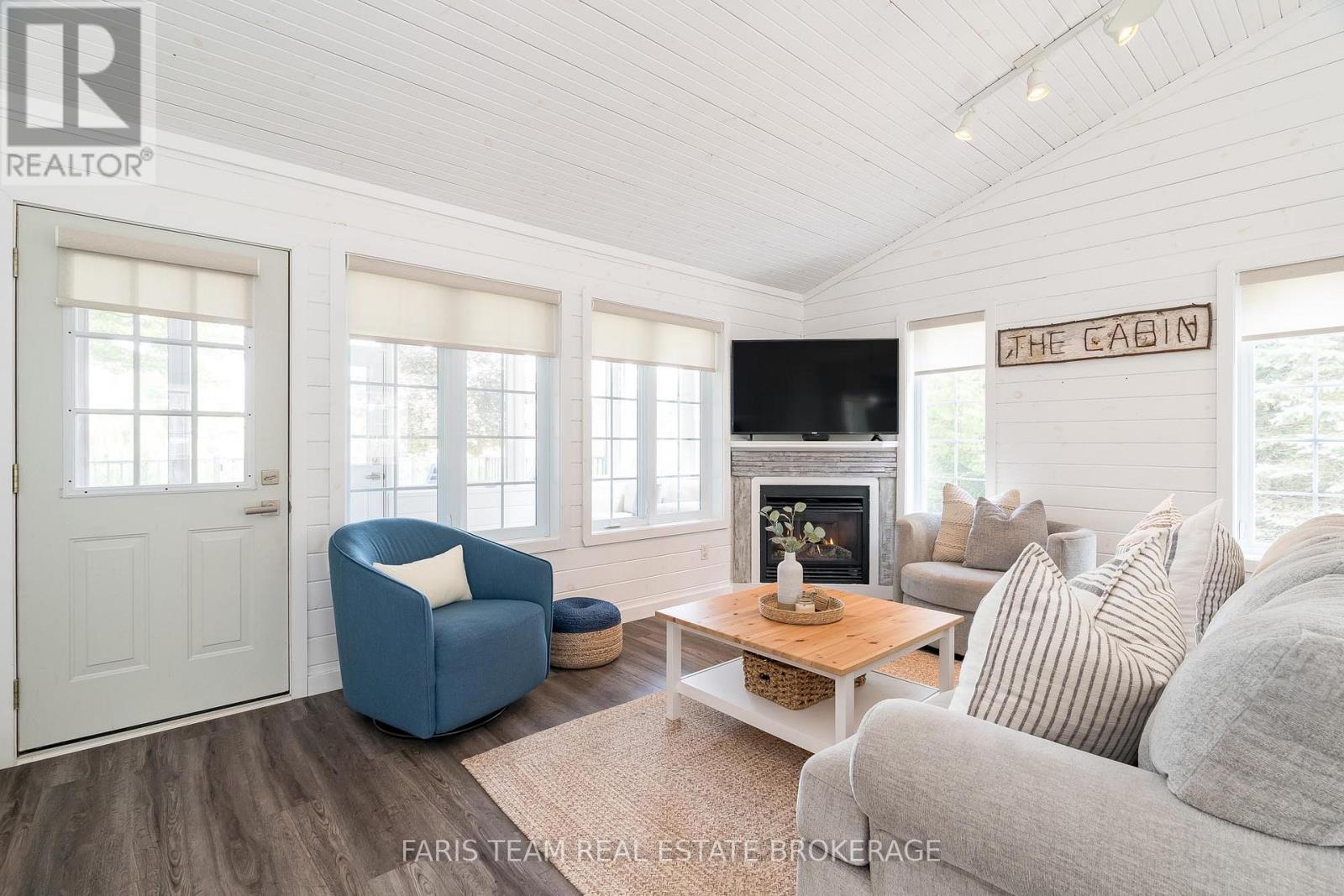 32 Algonquin Trail, Wasaga Beach, Ontario  L9Z 1X7 - Photo 10 - S12491260