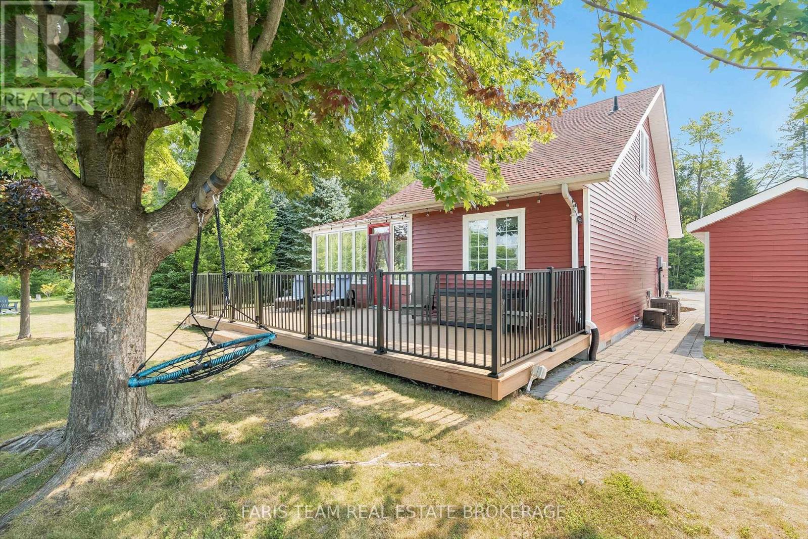 32 Algonquin Trail, Wasaga Beach, Ontario  L9Z 1X7 - Photo 24 - S12491260