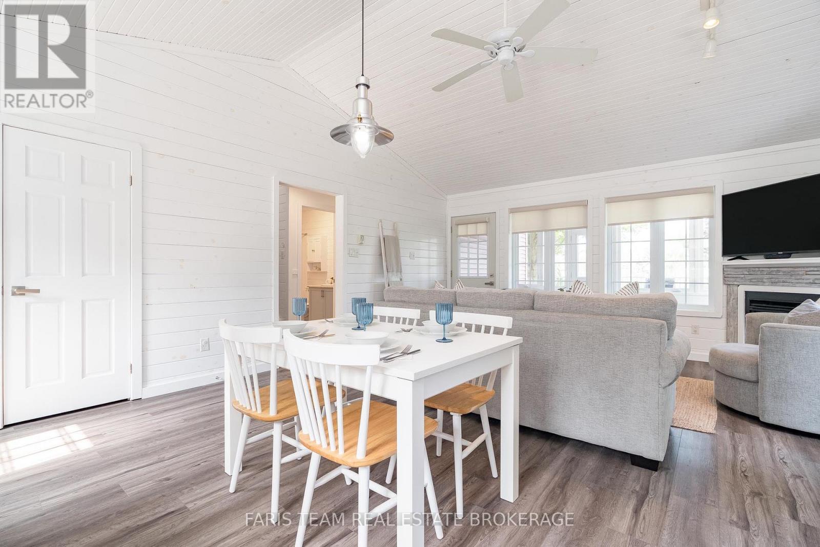 32 Algonquin Trail, Wasaga Beach, Ontario  L9Z 1X7 - Photo 8 - S12491260