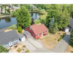 32 ALGONQUIN TRAIL, Wasaga Beach, Ontario