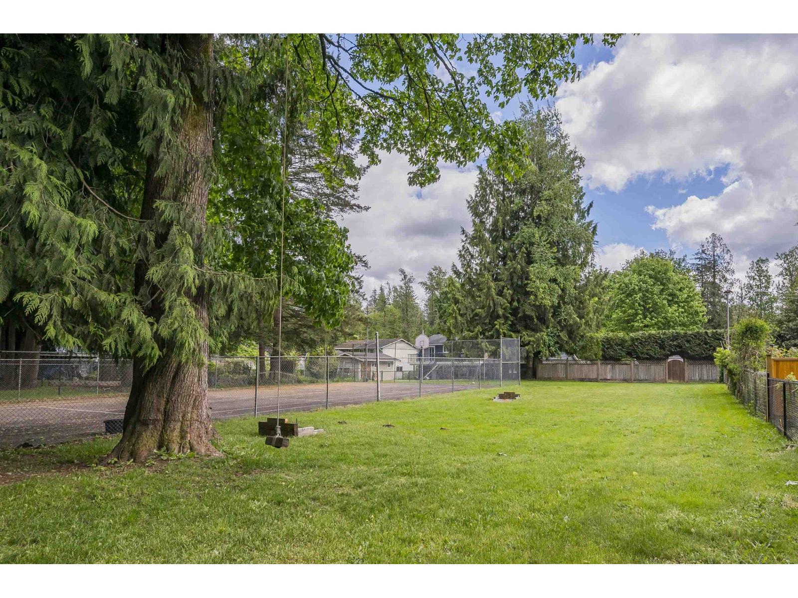 25035 10 Avenue, Langley, British Columbia  V4W 2S7 - Photo 8 - R3029082