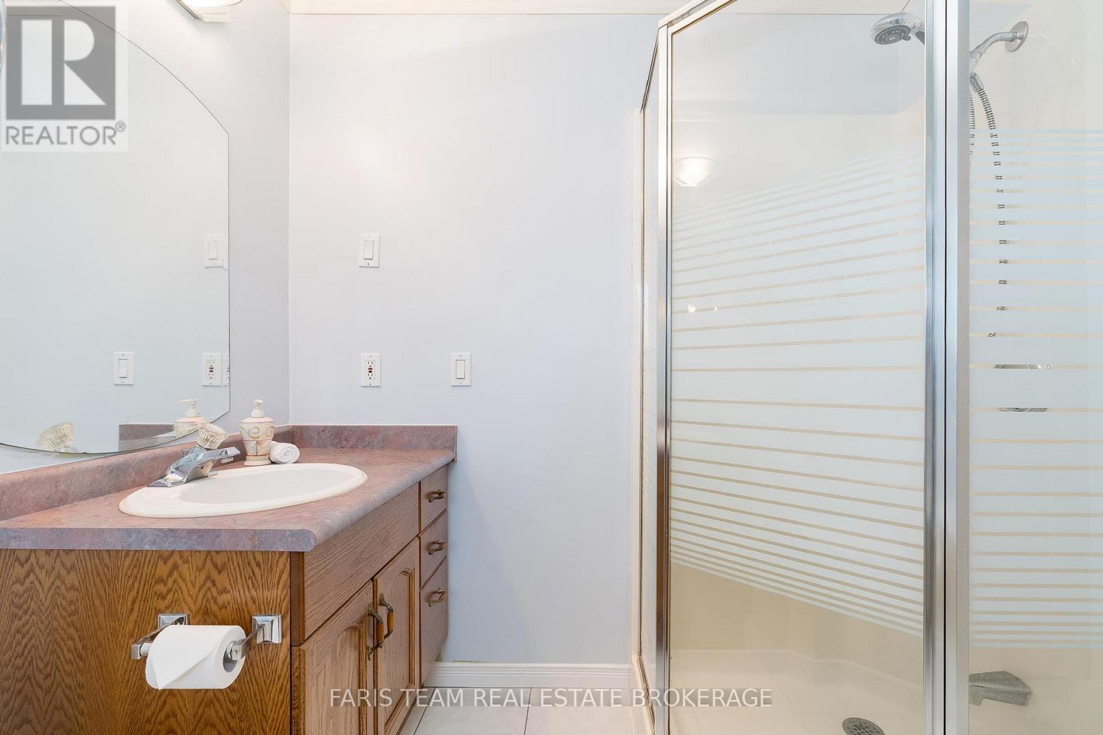 30 Indiana Avenue, Wasaga Beach, Ontario  L9Z 3A8 - Photo 22 - S12491360