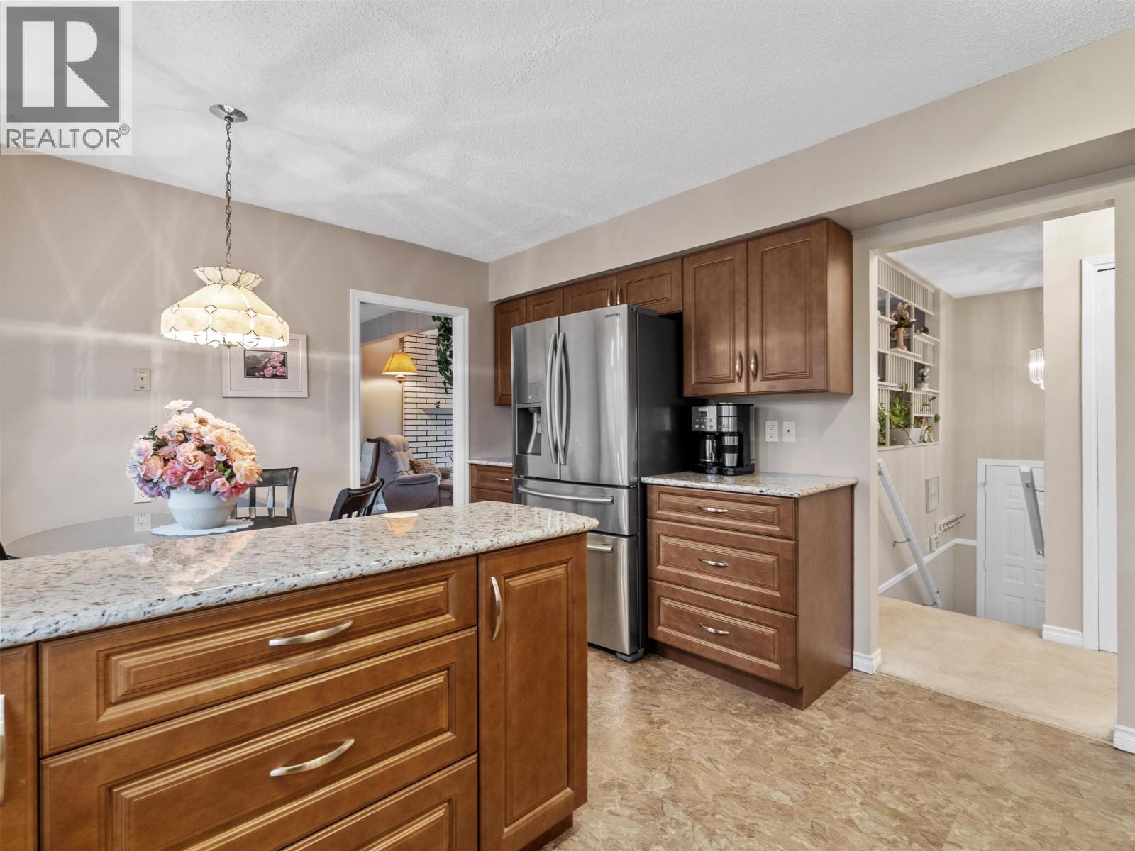 1940 Routley Avenue, Port Coquitlam, British Columbia  V3C 1A7 - Photo 7 - R3063008