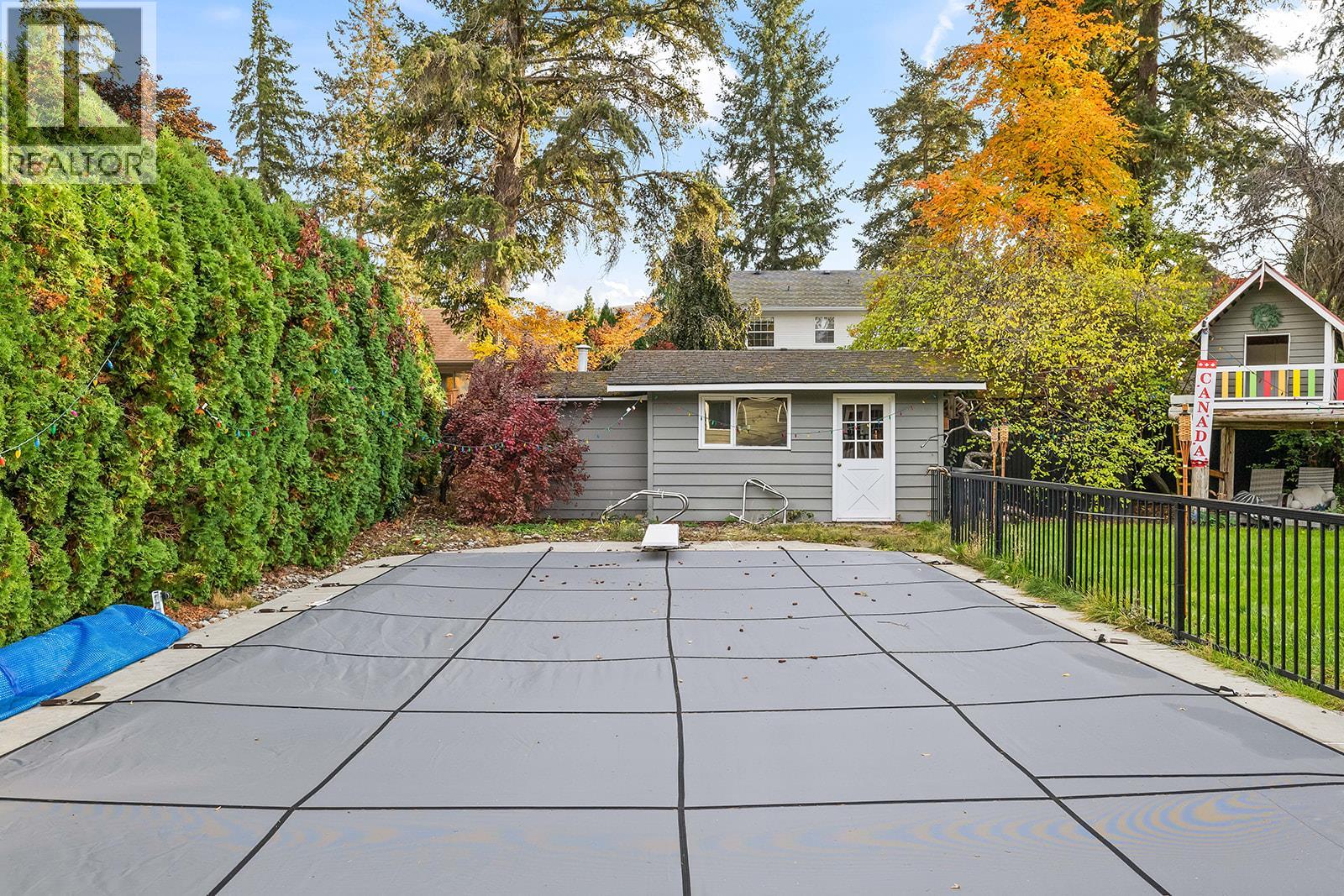 875 Coronado Crescent, Kelowna, British Columbia  V1W 2K3 - Photo 8 - 10367120