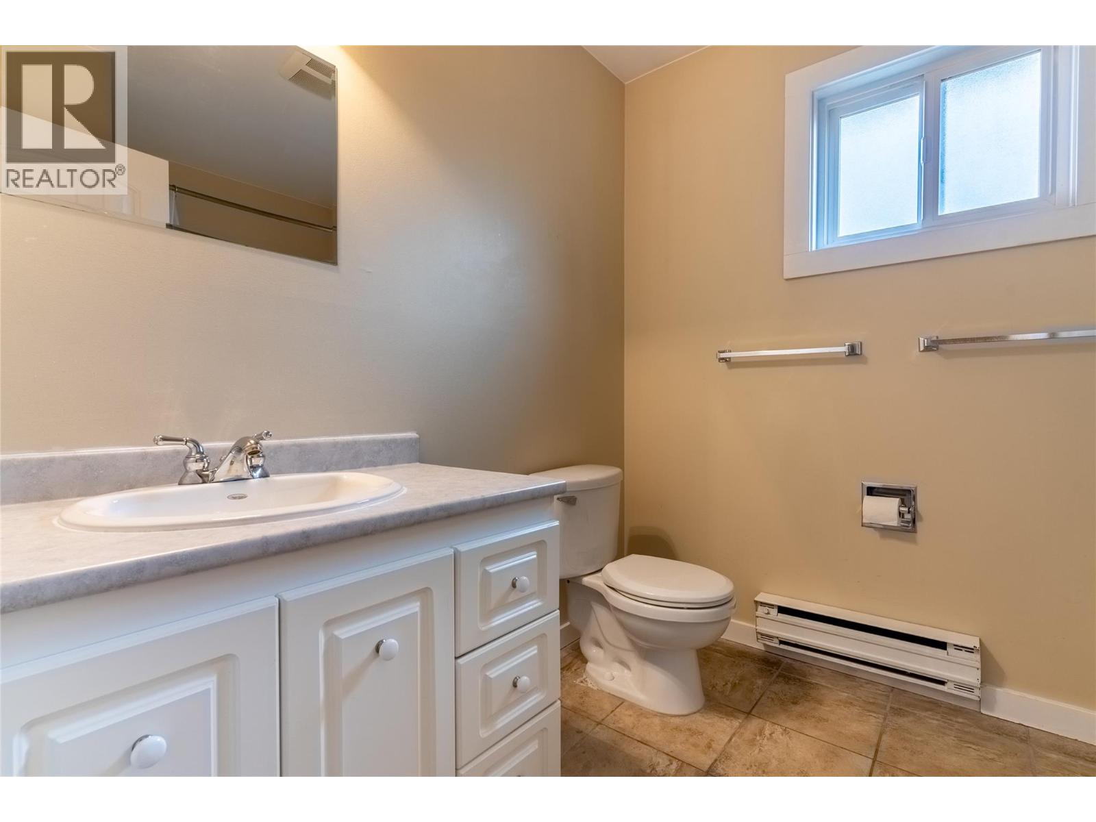 1605 Summit Drive Unit# 72, Kamloops, British Columbia  V2E 2A5 - Photo 14 - 10367125