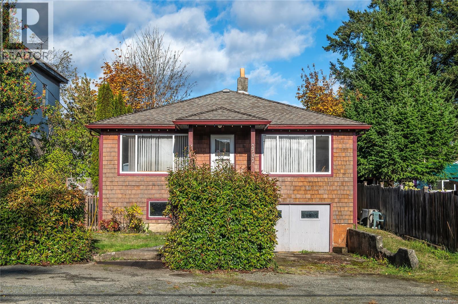 2702 Derwent Ave, Cumberland, British Columbia  V0R 1S0 - Photo 27 - 1018574