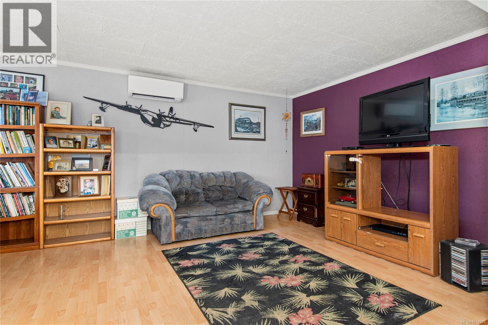 2702 Derwent Ave, Cumberland, British Columbia  V0R 1S0 - Photo 3 - 1018574