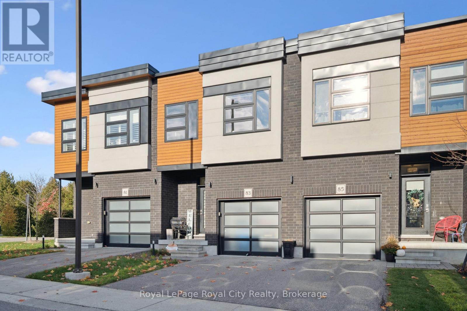 83 - 60 Arkell Road, Guelph, Ontario  N1L 0N8 - Photo 2 - X12491428