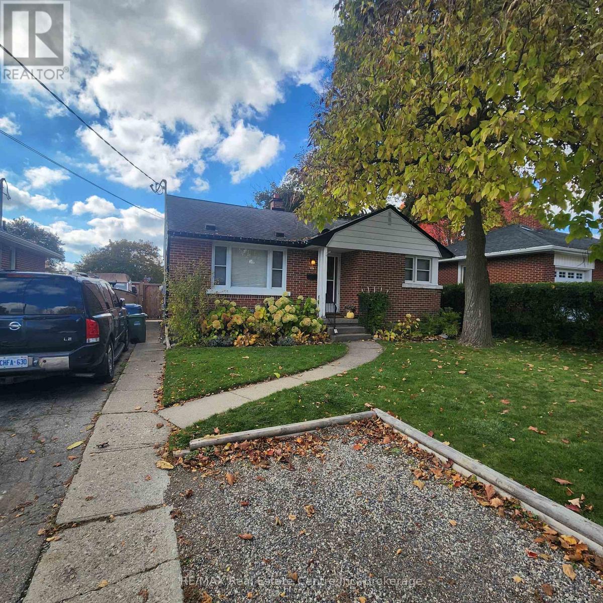 358 Metcalfe Street, Guelph, Ontario  N1E 4Z7 - Photo 1 - X12491474