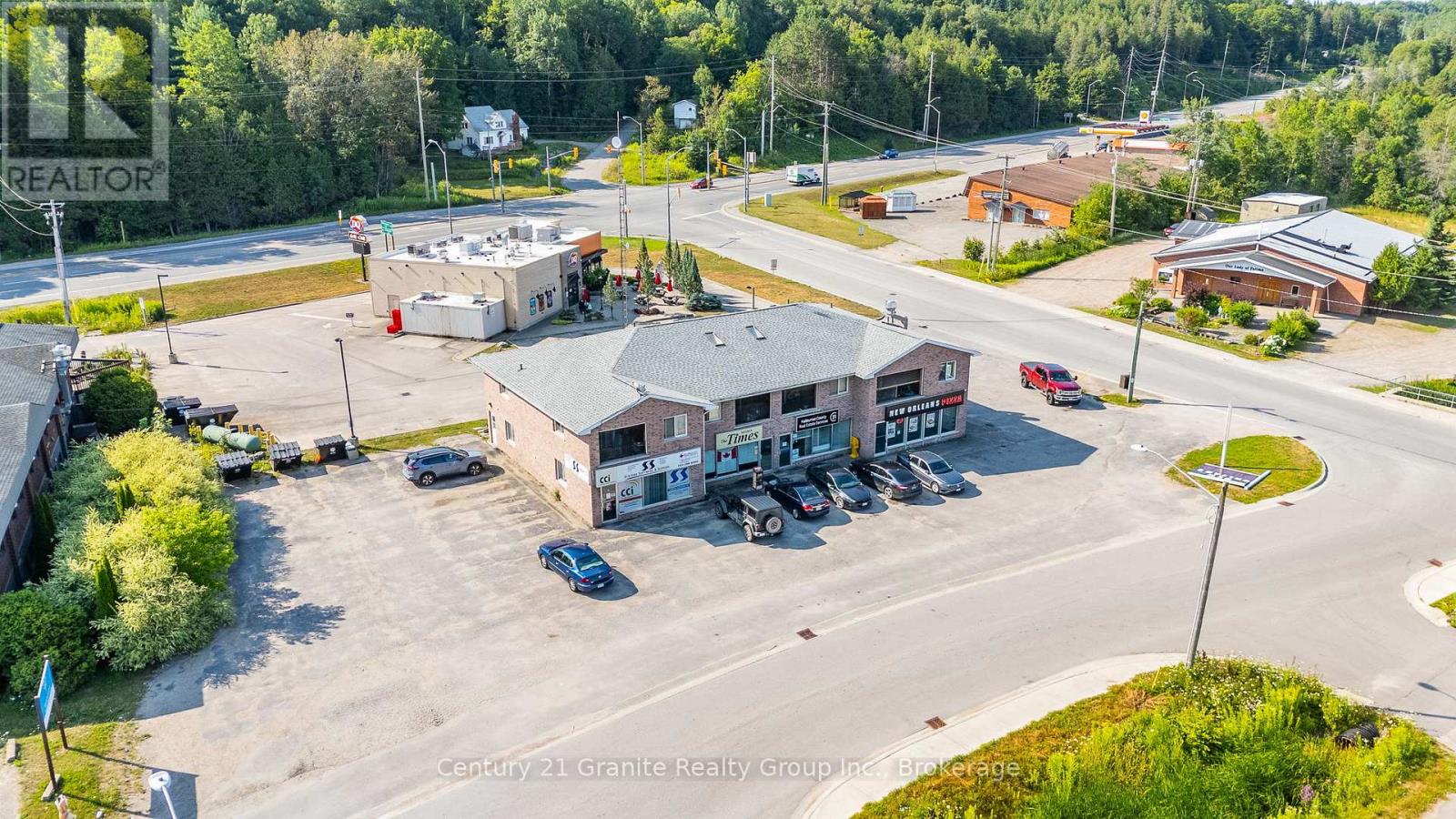 3 - 2 Iga Road, Minden Hills (Lutterworth), Ontario  K0M 2K0 - Photo 3 - X12491546
