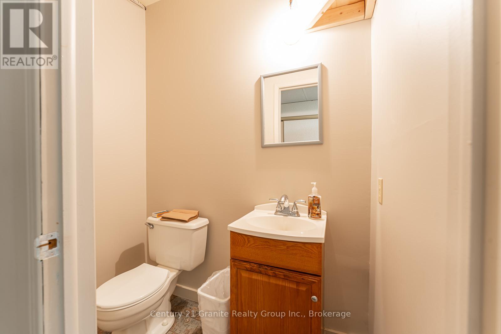 3 - 2 Iga Road, Minden Hills (Lutterworth), Ontario  K0M 2K0 - Photo 7 - X12491546