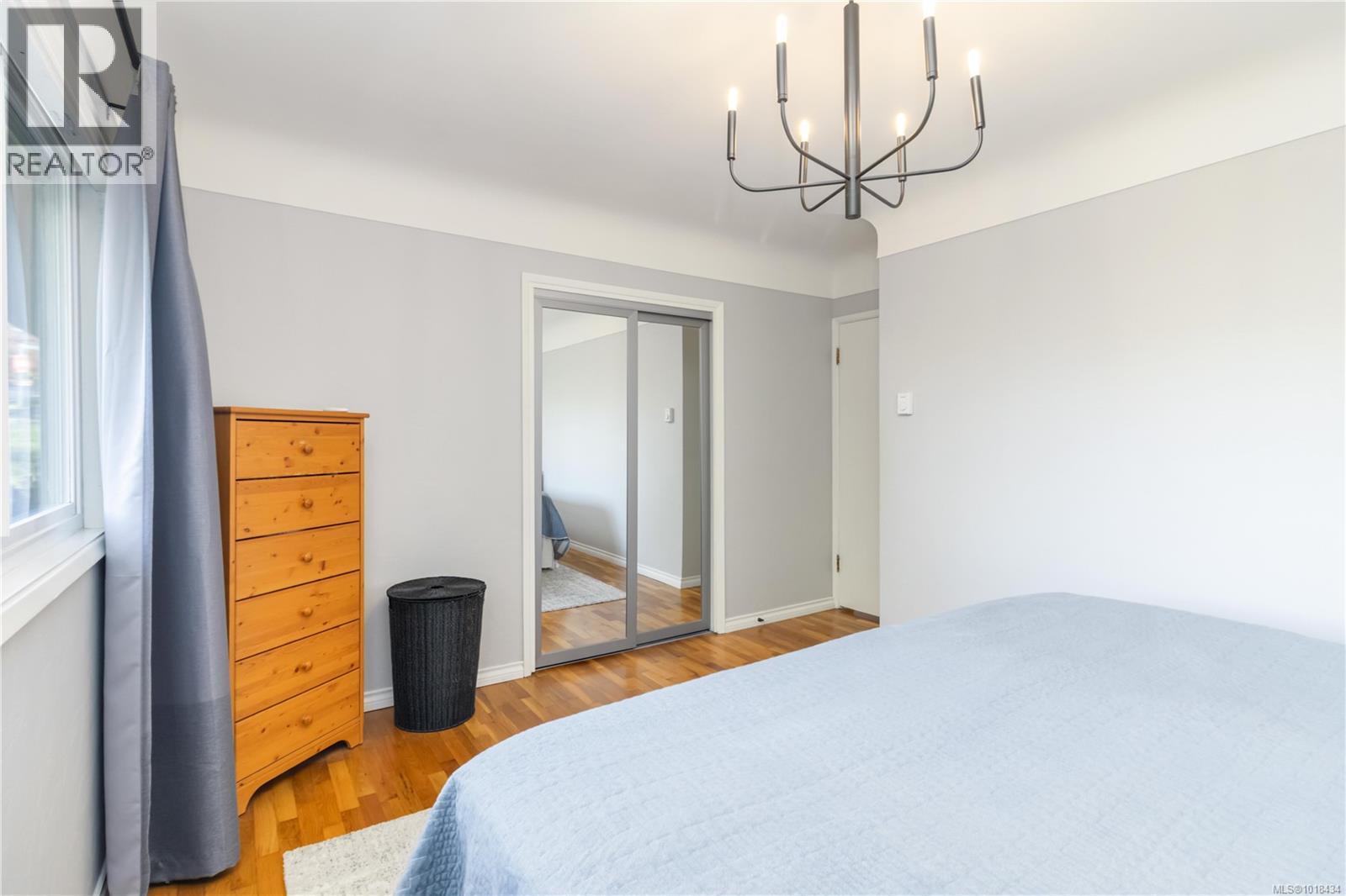 971 Marigold Rd, Saanich, British Columbia  V8Z 4R9 - Photo 18 - 1018434