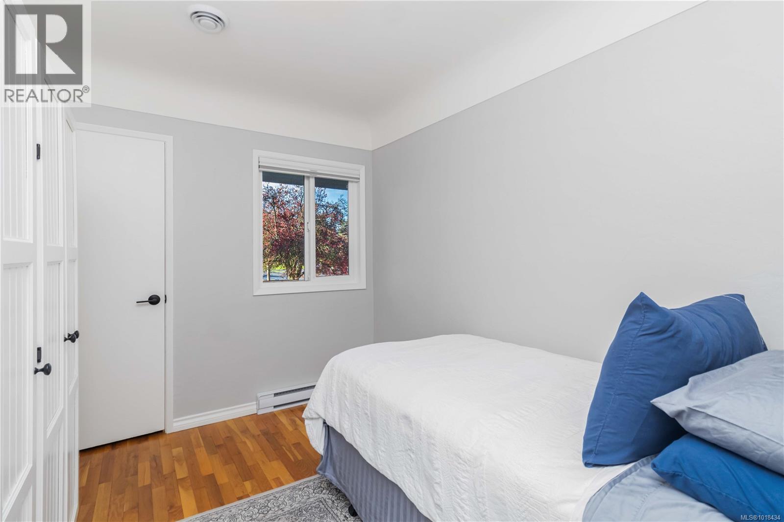 971 Marigold Rd, Saanich, British Columbia  V8Z 4R9 - Photo 20 - 1018434