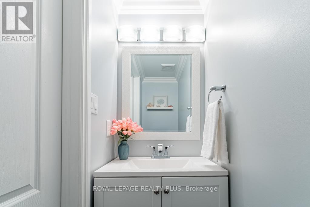 20 Navy Crescent, Brampton, Ontario  L7A 1P3 - Photo 39 - W12491028