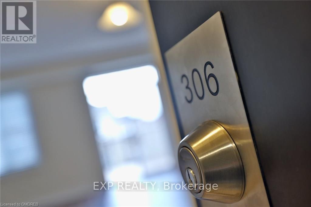 306 - 2339 Sawgrass Drive, Oakville, Ontario  L6H 7H9 - Photo 3 - W12491060