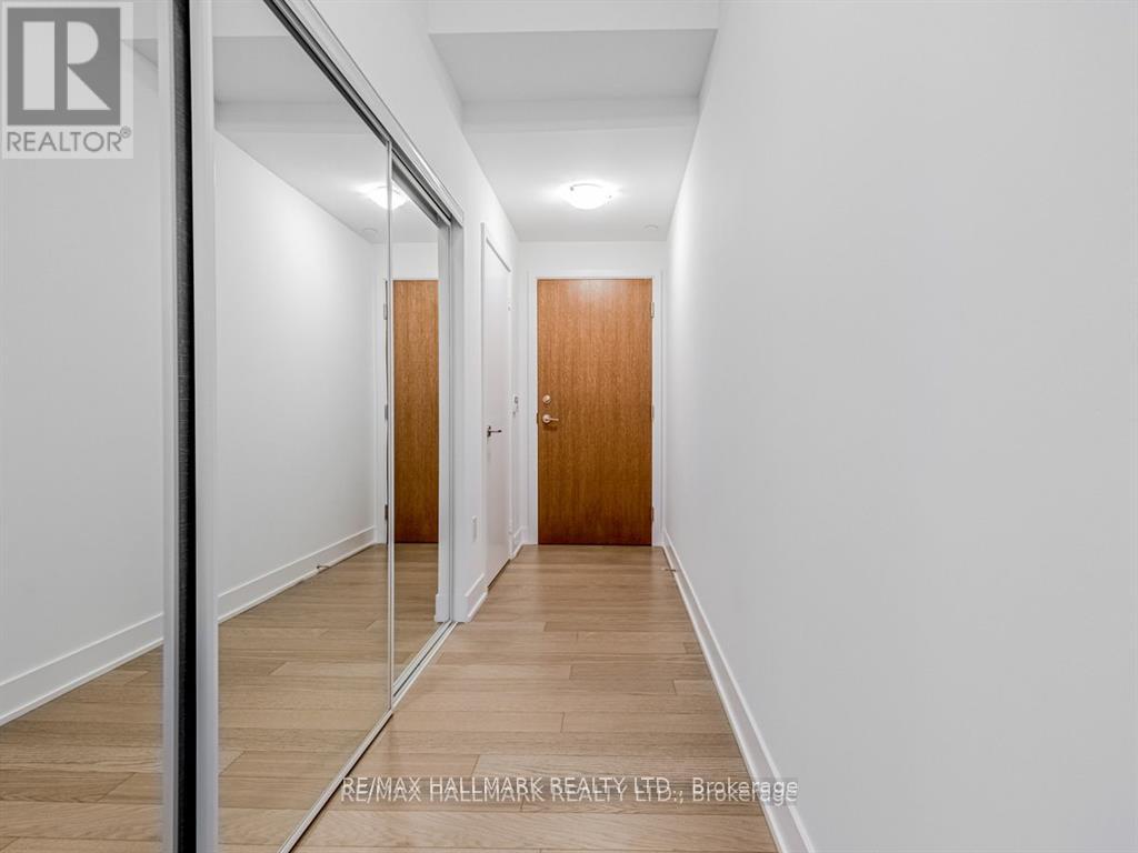 1217 - 30 Shore Breeze Drive, Toronto, Ontario  M8V 1A1 - Photo 3 - W12491074