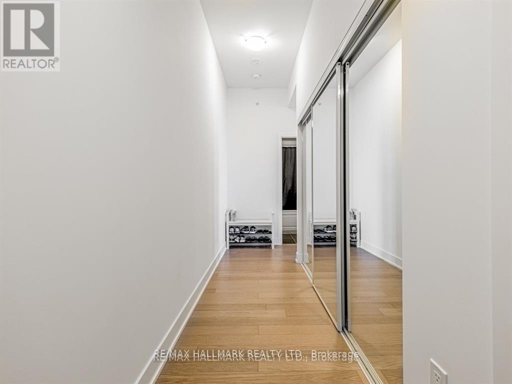 1217 - 30 Shore Breeze Drive, Toronto, Ontario  M8V 1A1 - Photo 4 - W12491074