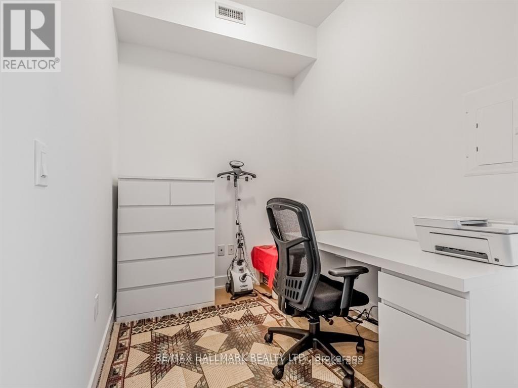 1217 - 30 Shore Breeze Drive, Toronto, Ontario  M8V 1A1 - Photo 5 - W12491074