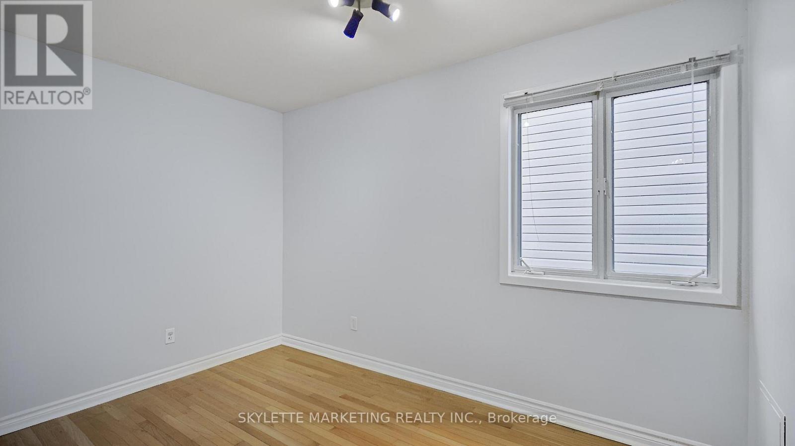 19 Miranda Avenue, Toronto, Ontario  M6E 4G1 - Photo 19 - W12491170