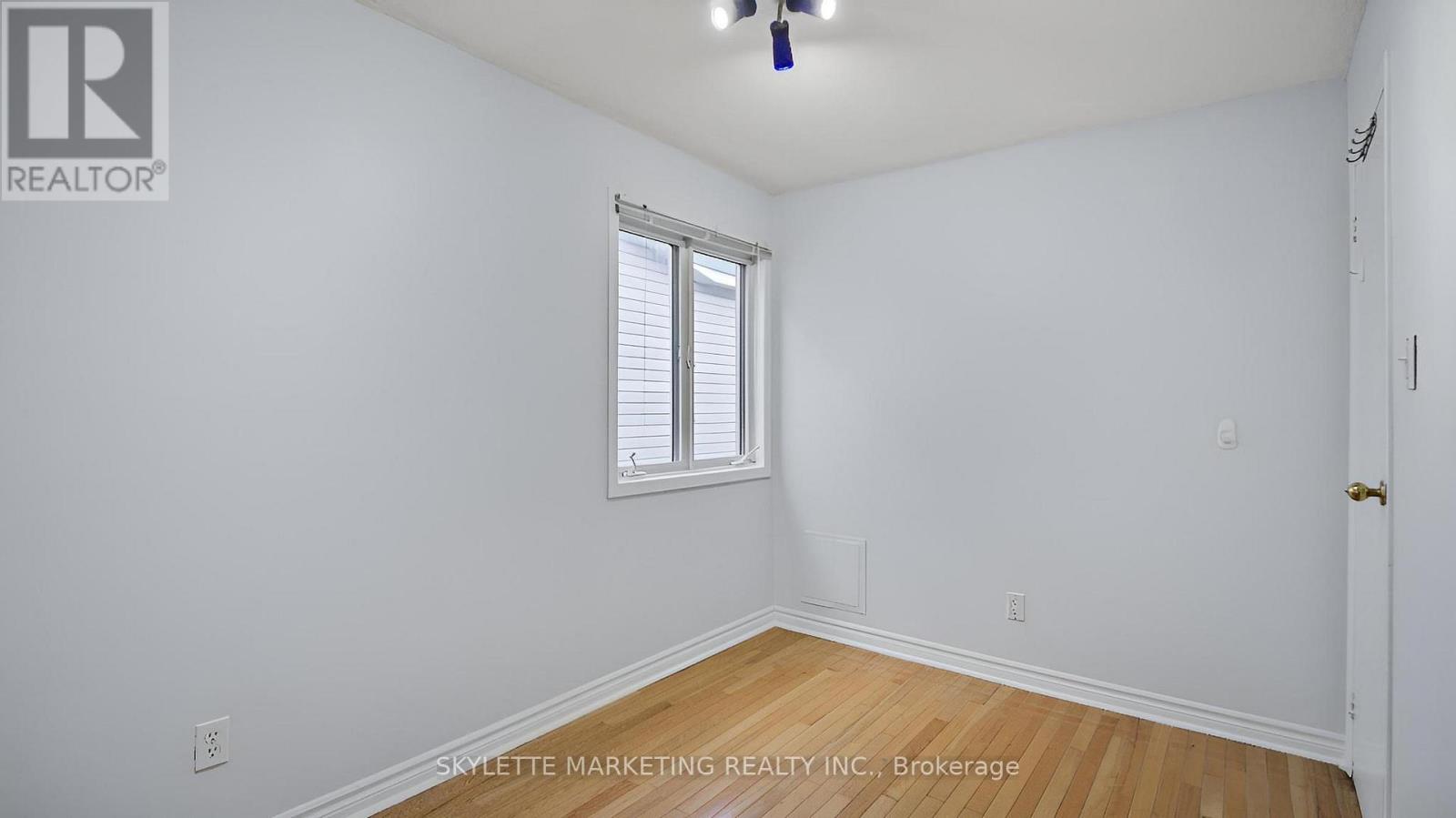 19 Miranda Avenue, Toronto, Ontario  M6E 4G1 - Photo 20 - W12491170