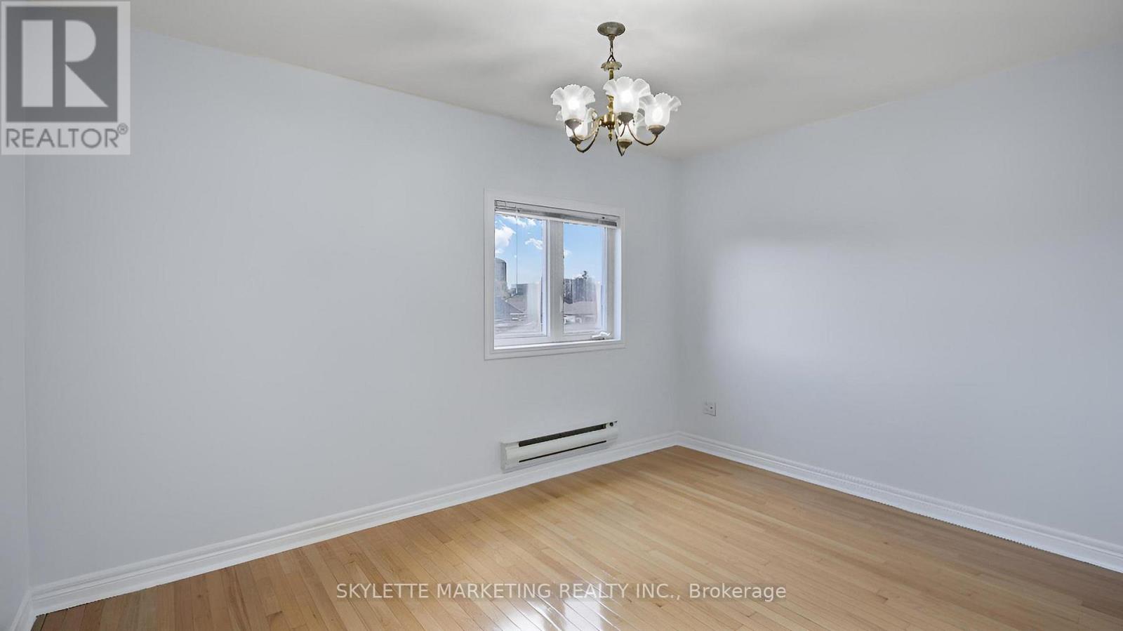 19 Miranda Avenue, Toronto, Ontario  M6E 4G1 - Photo 26 - W12491170