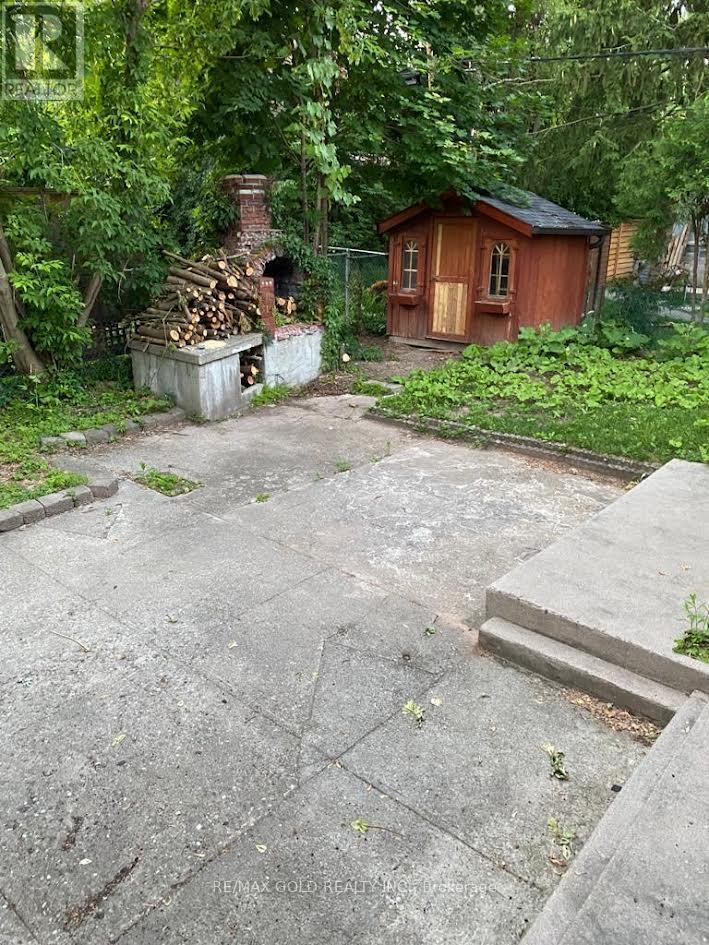 1033 Sixth Line, Oakville, Ontario  L6H 1W6 - Photo 6 - W12491178