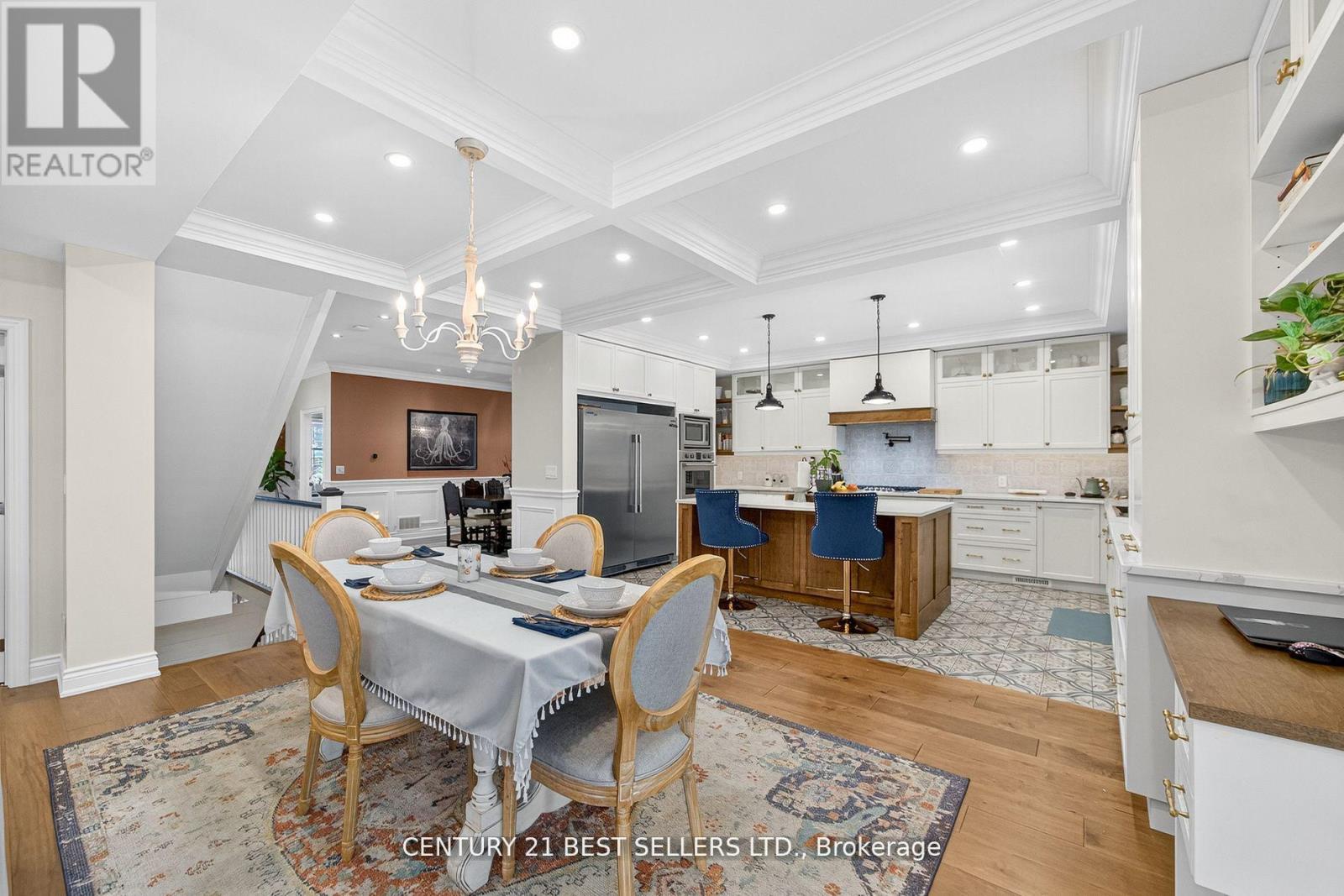 28 Wingrove Hill, Toronto, Ontario  M9B 2C6 - Photo 12 - W12491272