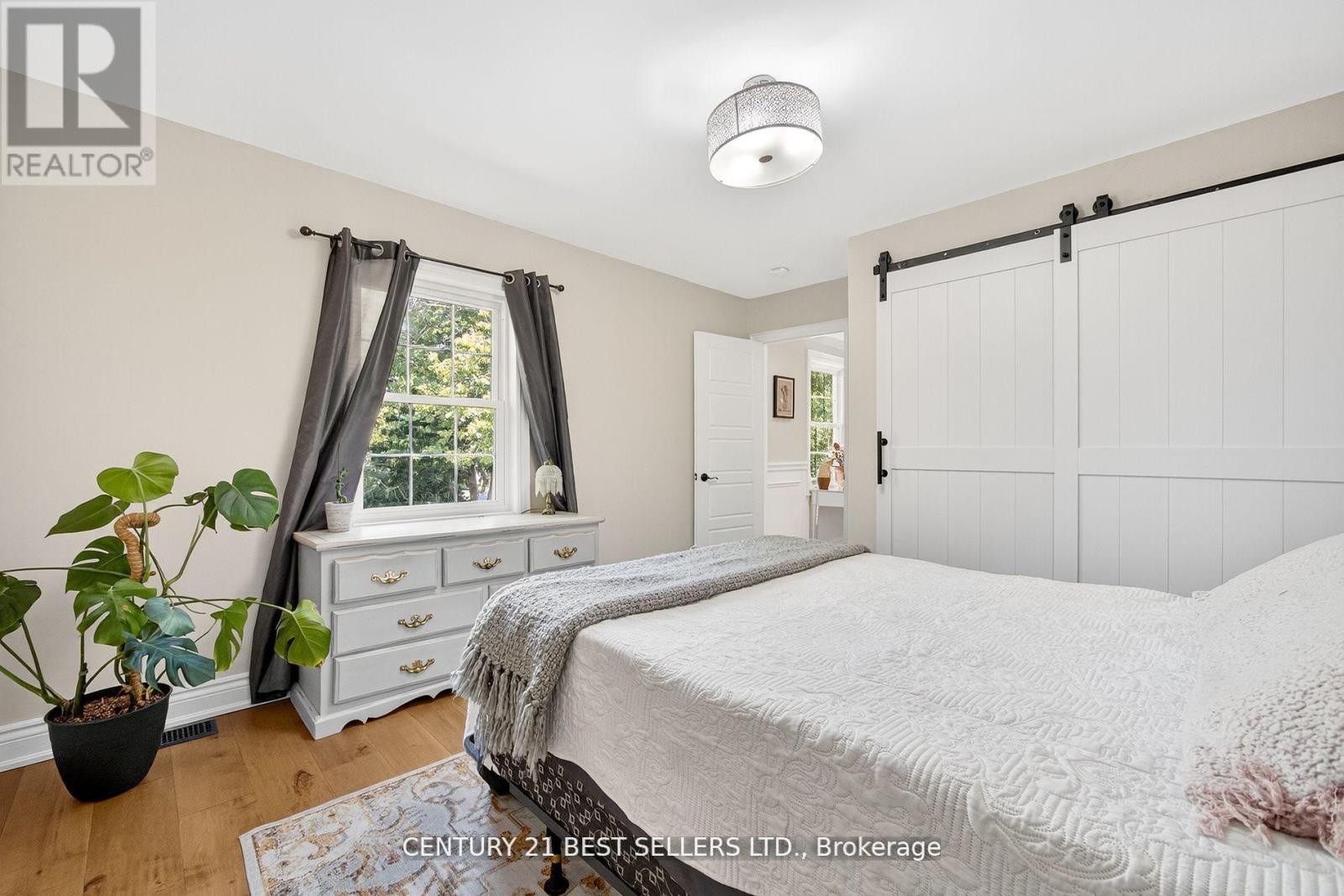 28 Wingrove Hill, Toronto, Ontario  M9B 2C6 - Photo 28 - W12491272