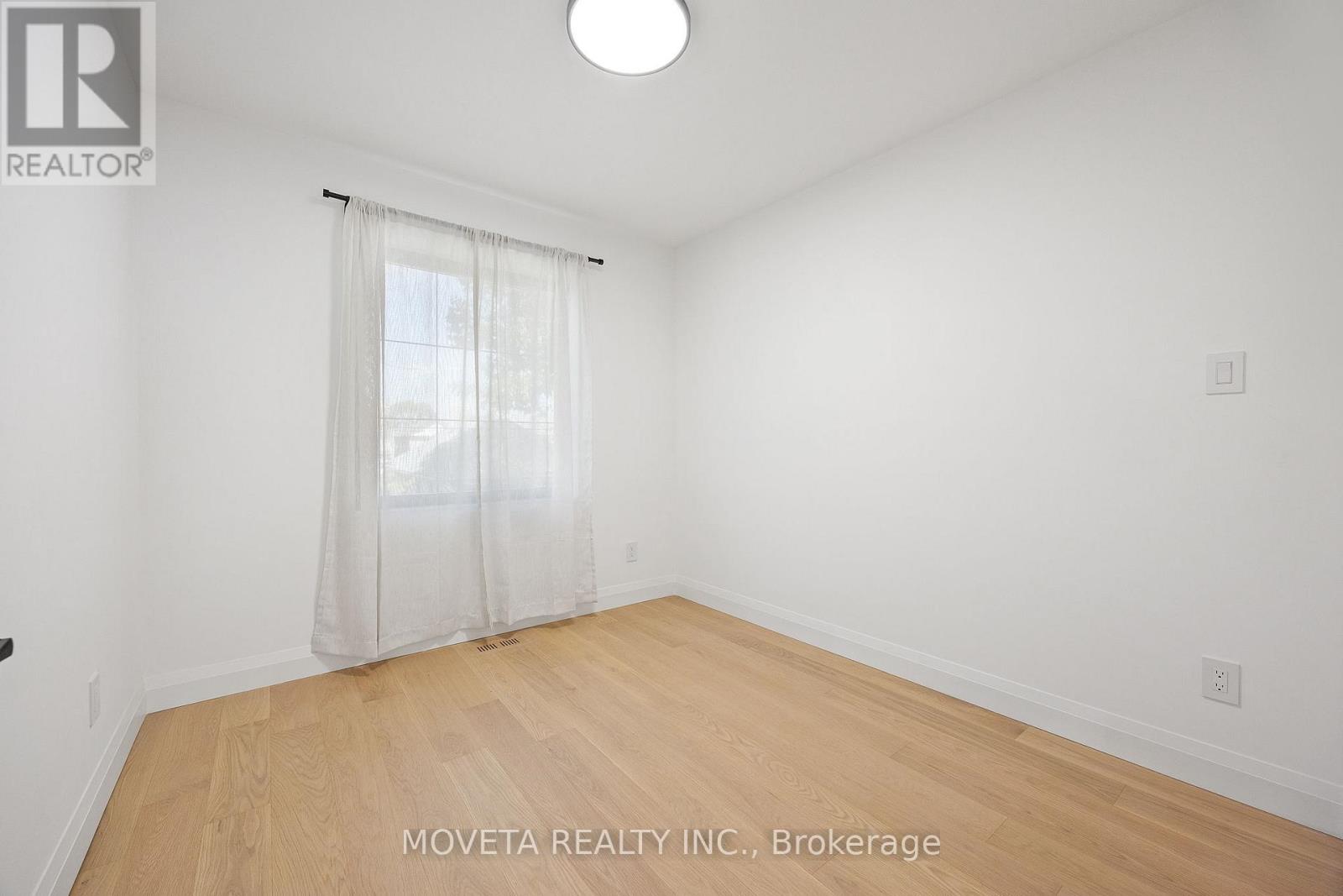 4 Mahoney Avenue, Toronto, Ontario  M6M 2H4 - Photo 29 - W12491284