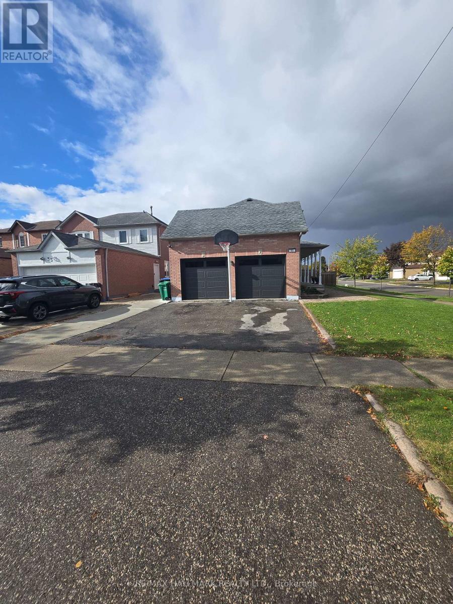 60 NUFFIELD STREET, Brampton, Ontario