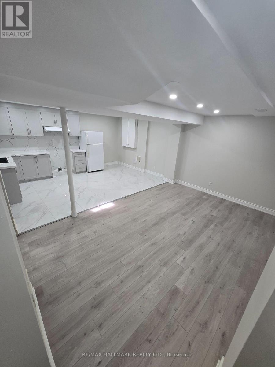 60 Nuffield Street, Brampton, Ontario  L6S 5Z1 - Photo 8 - W12491302