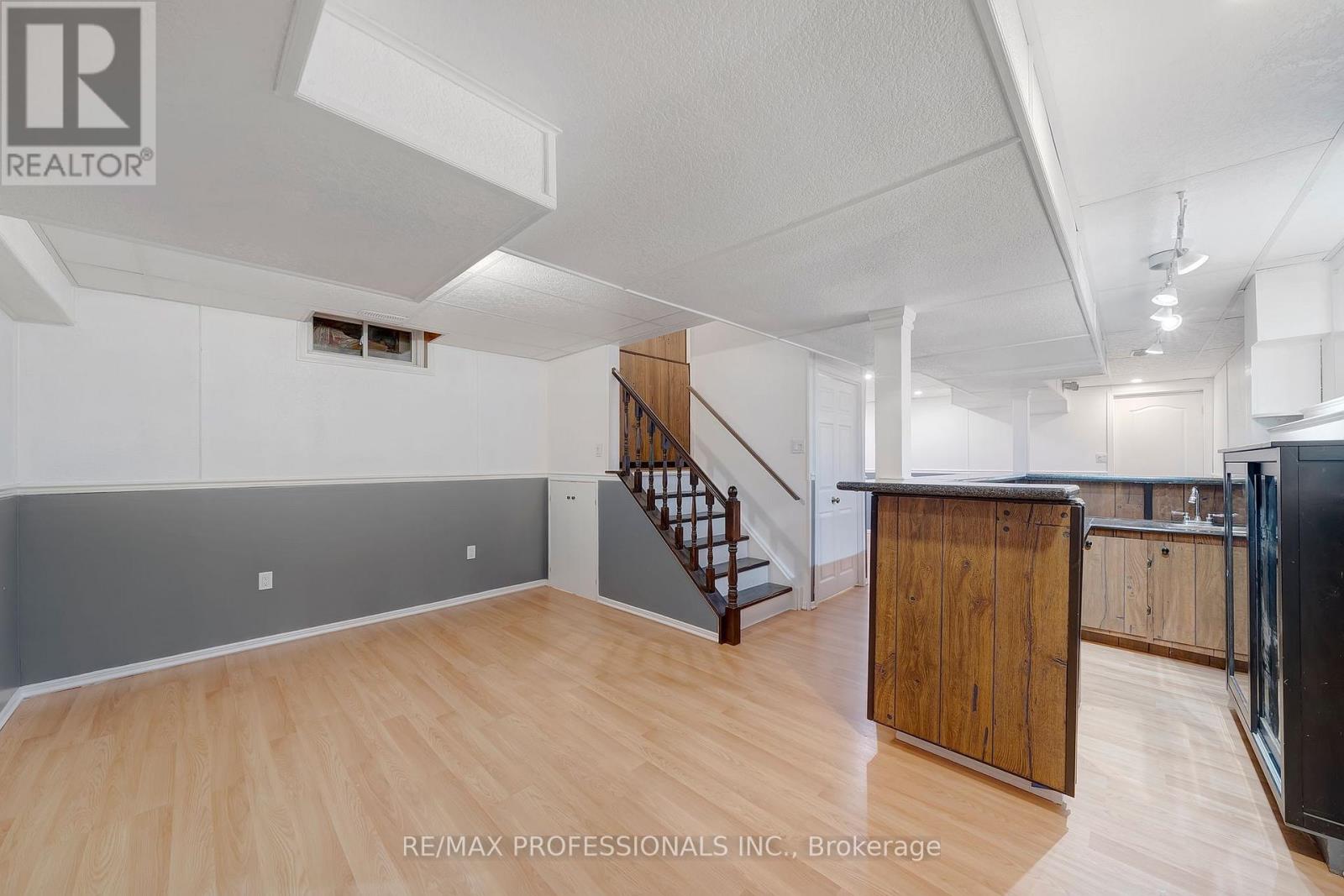 2159 Blue  Ridge Lane, Oakville, Ontario  L6M 3W7 - Photo 19 - W12491324