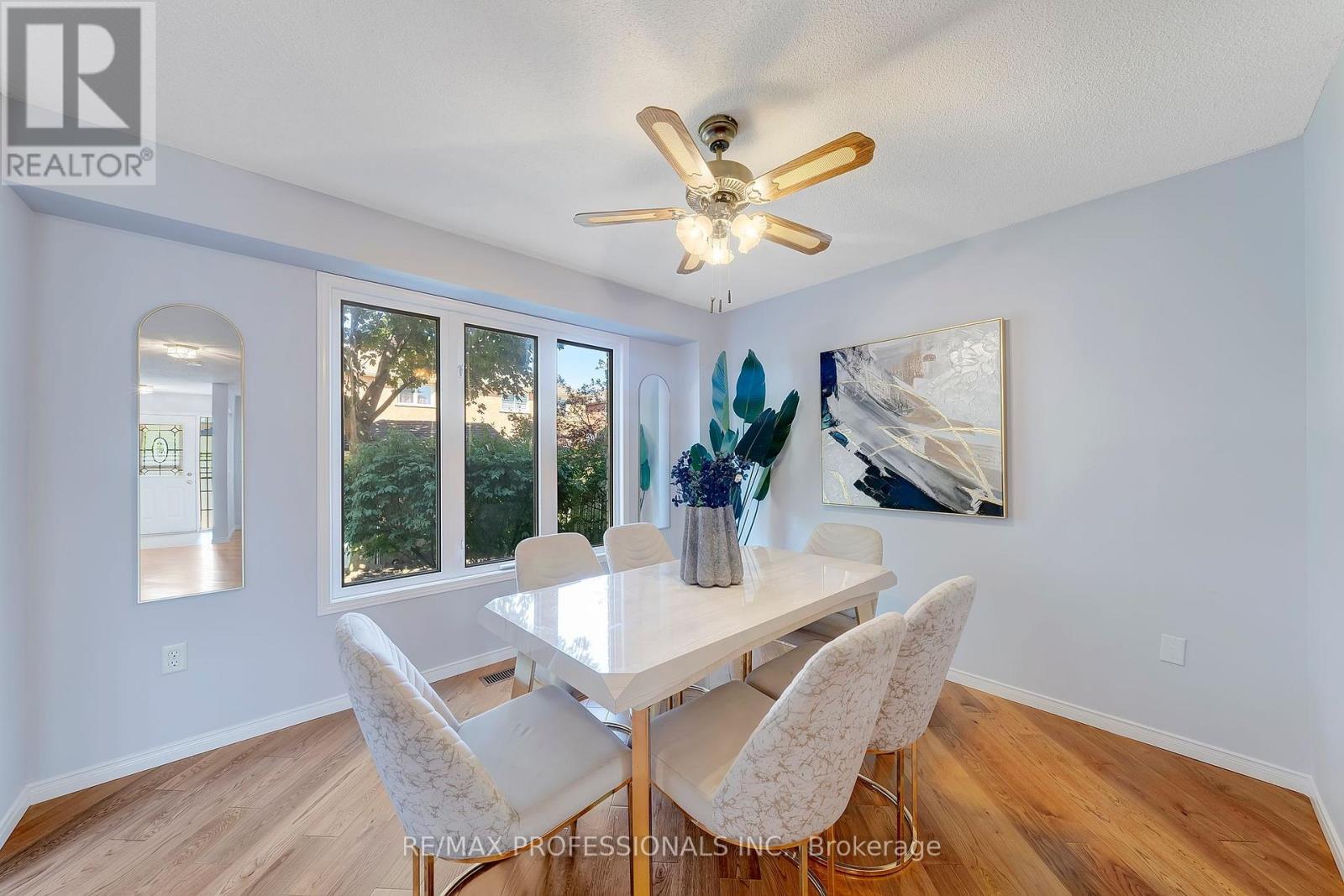 2159 Blue  Ridge Lane, Oakville, Ontario  L6M 3W7 - Photo 7 - W12491324