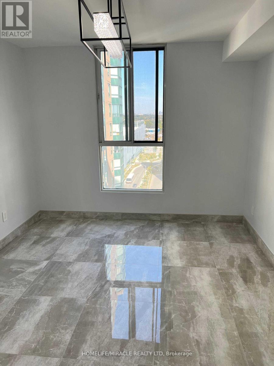 1412 - 155 Hillcrest Avenue, Mississauga, Ontario  L5B 3Z2 - Photo 5 - W12491328