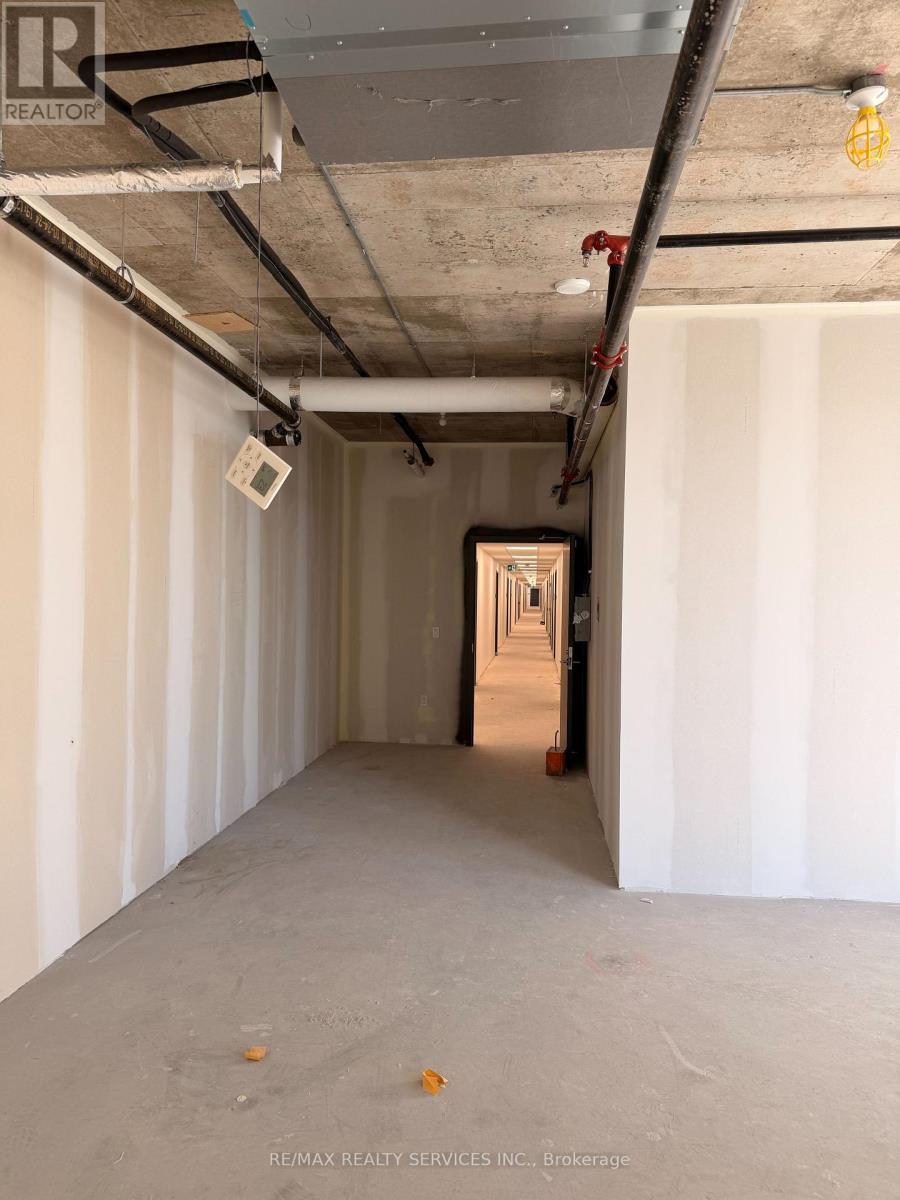 321 - 600 Dixon Road, Toronto, Ontario  M9W 1J1 - Photo 8 - W12491364