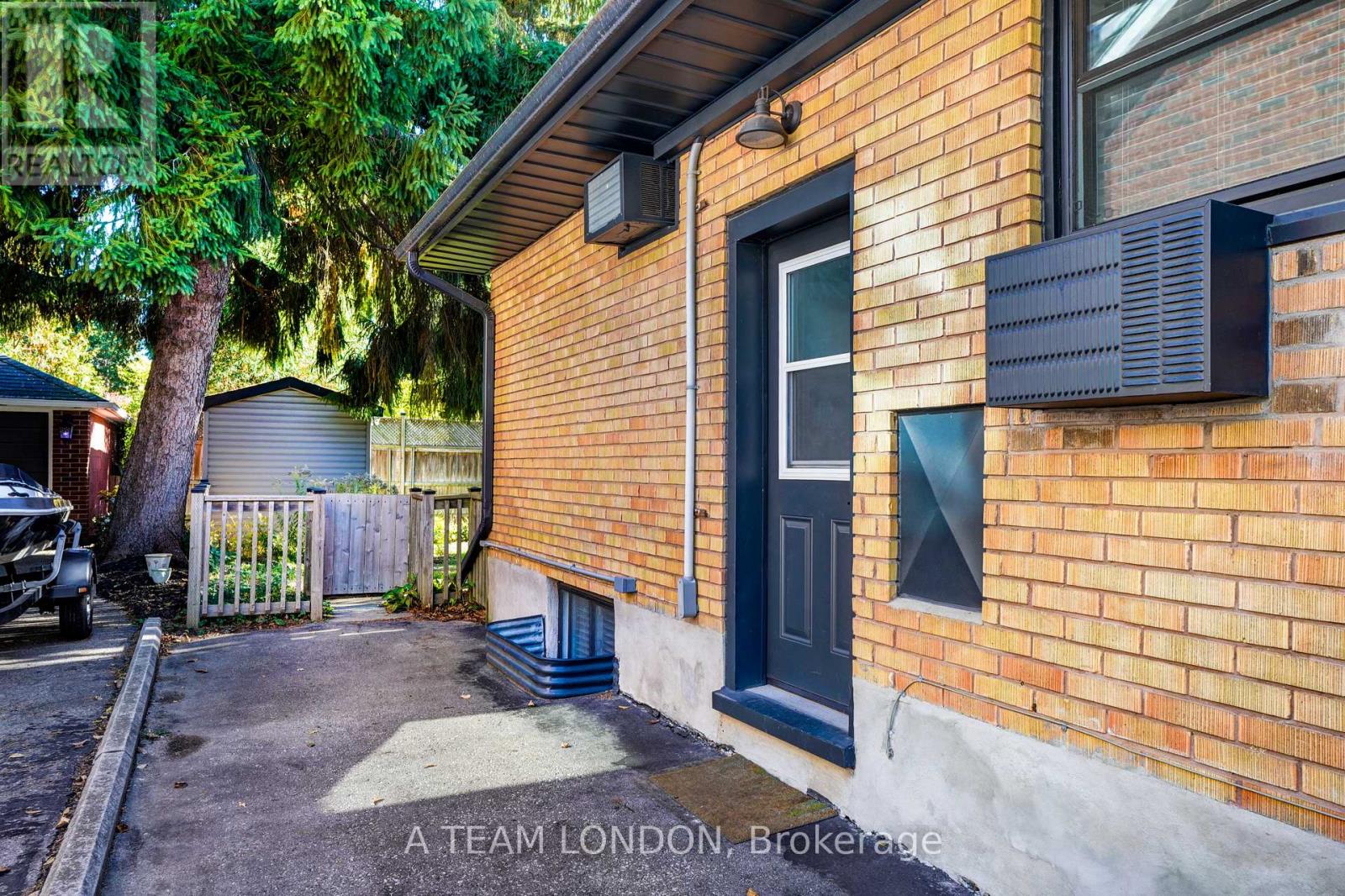 106 Thornton Avenue, London East, Ontario  N5Y 2Y5 - Photo 32 - X12489618