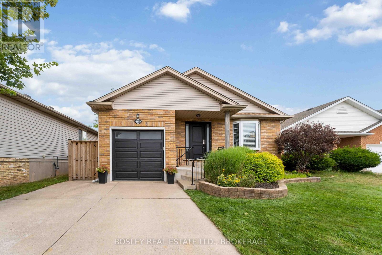 7733 ALPINE DRIVE, Niagara Falls, Ontario