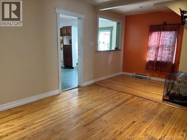 85-87 Peter Street, Sussex, New Brunswick  E4E 2J4 - Photo 6 - NB129411