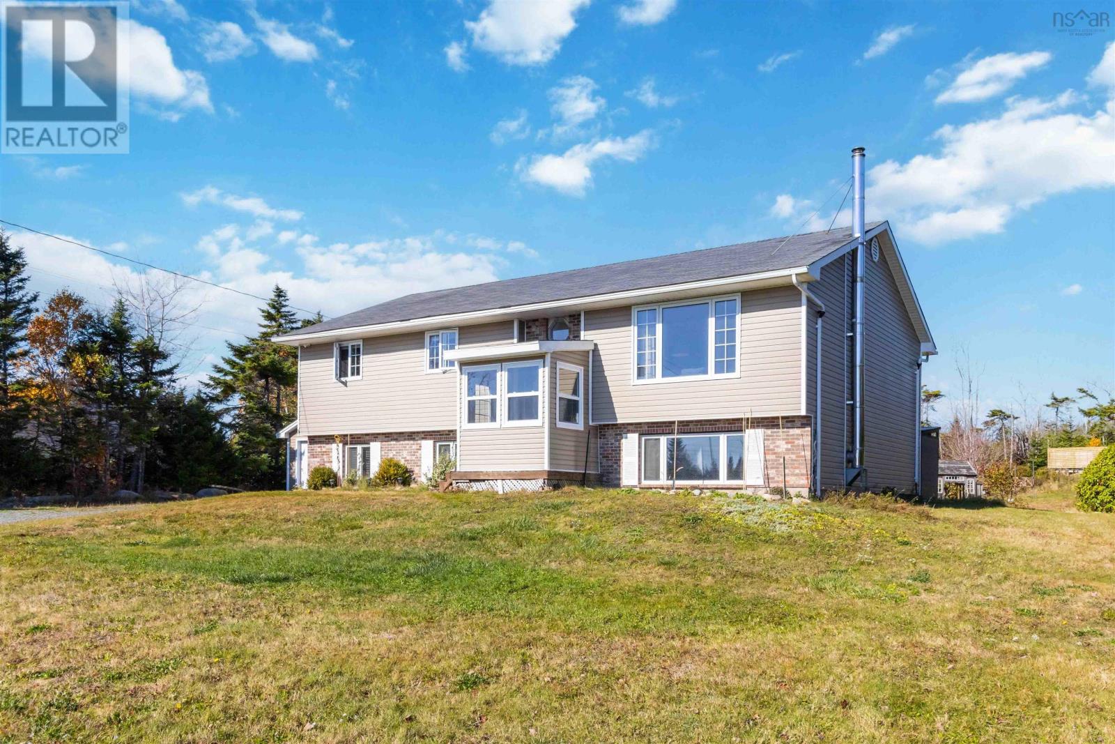 9 Colony Way, Lawrencetown, Nova Scotia  B2Z 1R4 - Photo 2 - 202526818